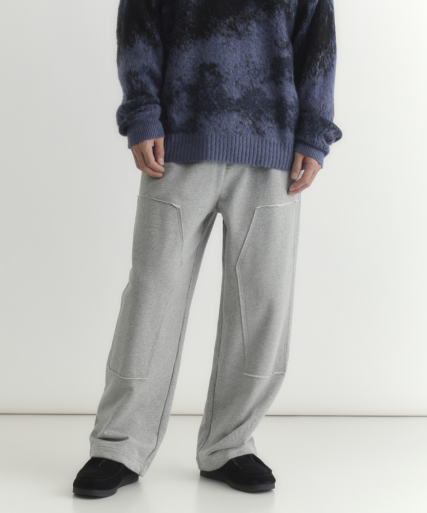 Right-on(近畿中国)のダブルニースウェットパンツ(WEB限定価格 12/22まで)