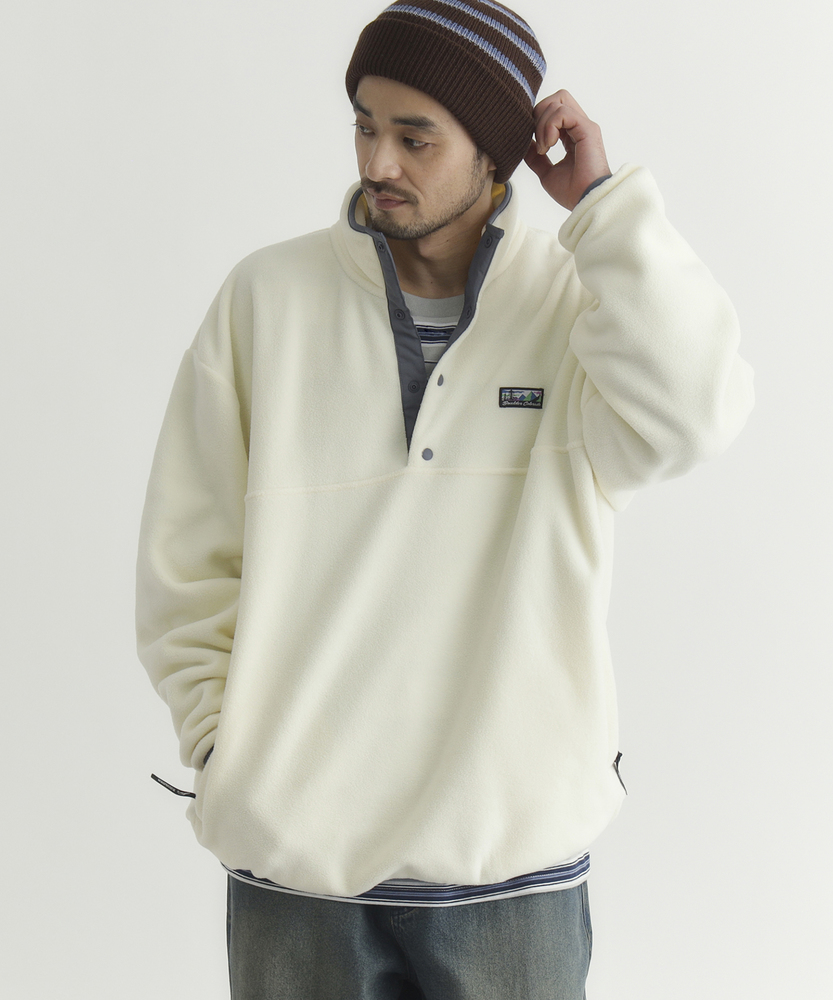 Right-on(近畿中国)のフリースハーフスナップロゴトレーナー