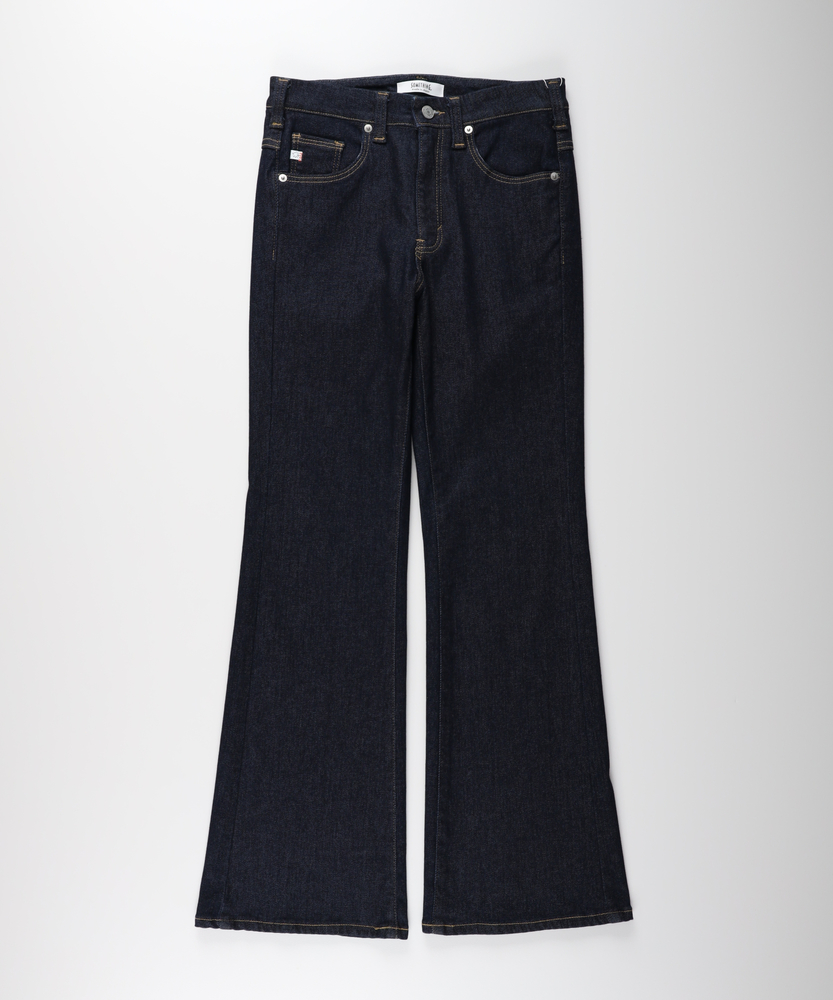 Right-on(近畿中国)の「BODYFIRE」フレアパンツ【自宅で試着、返品送料無料】