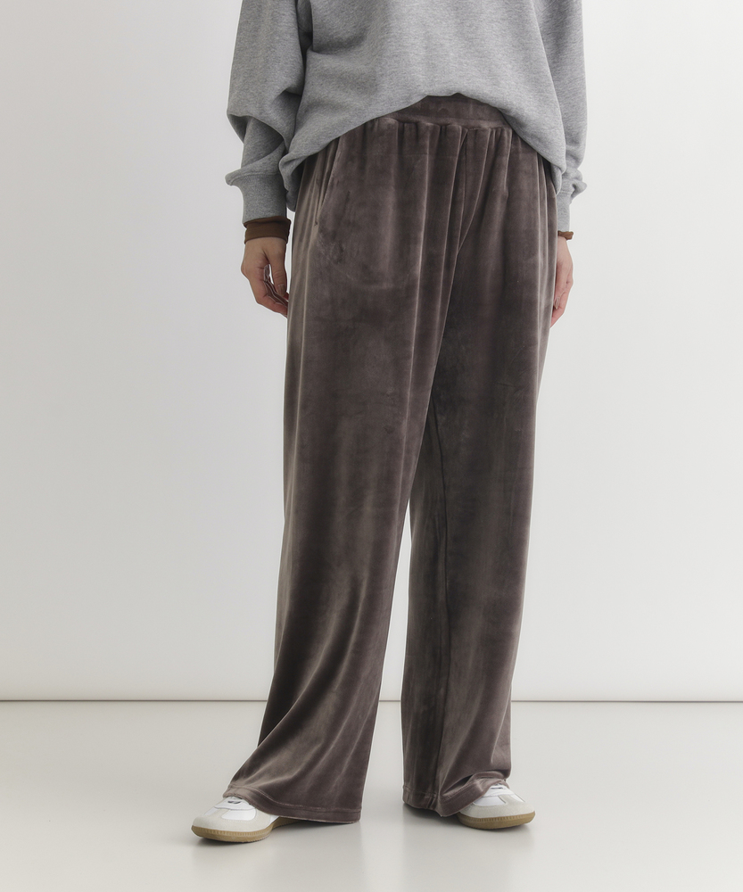 Right-on(近畿中国)のベロアイージーワイドパンツ