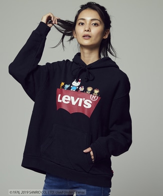 Levi's 【期間限定スウェット2枚目半額 】【Levi's×Hello Kitty】バットウイングプリントパーカー レディース ブラック