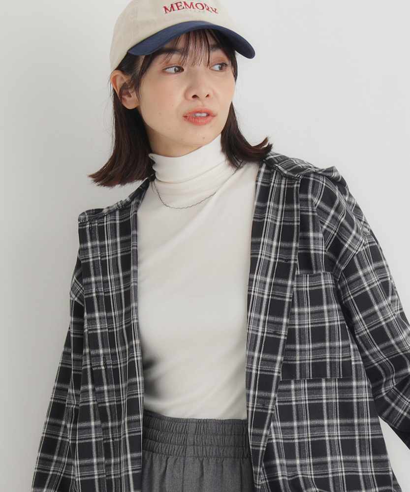 Right-on(近畿中国)の調温ハイネック長袖Tシャツ