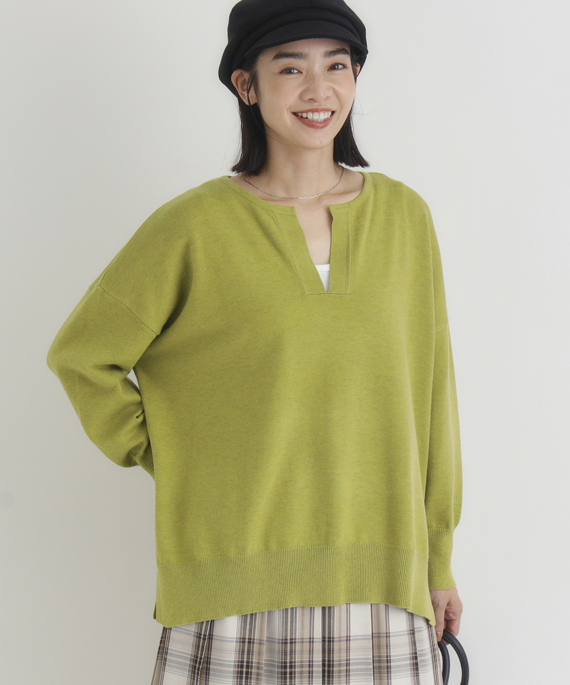 Right-on(近畿中国)の「やわラク」スキッパーセーター（洗濯機で洗える/毛玉ができにくい/ゆったりシルエット/体型カバー/楽に着られて品良く）