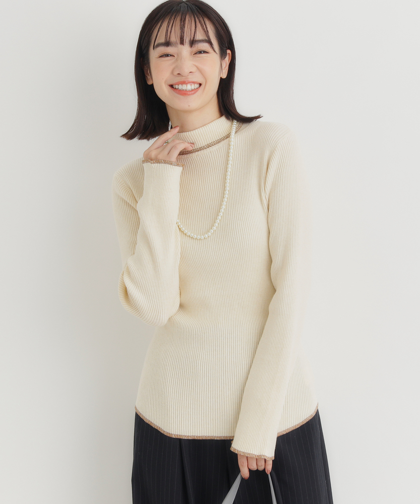 Right-on(近畿中国)の配色ハイネックセーター