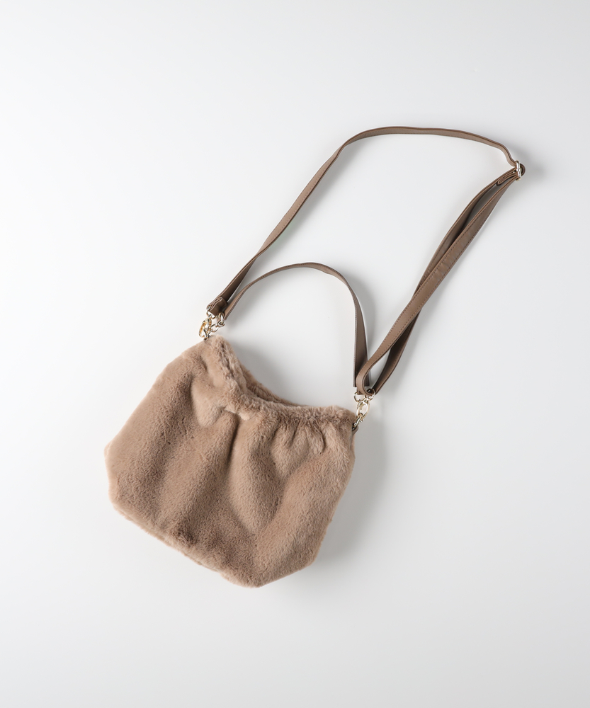 Right-on(近畿中国)のフェイクファーワンショルダー